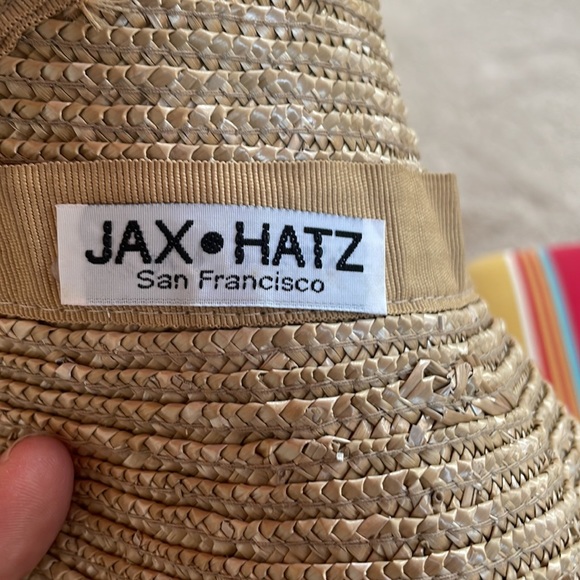 Jax Hatz- Unhat Sunhatz Handmade in USA, Packable Raffia Visor in Natural Colors - Picture 5 of 9